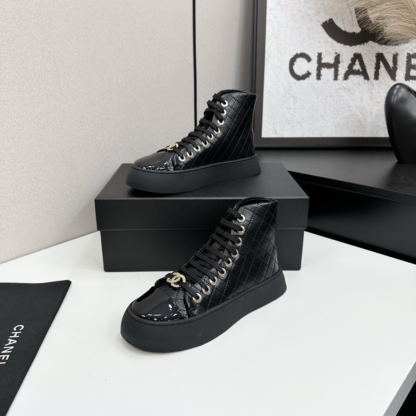 Bagsaaa Ch**el Sneakers Printed lambskin black