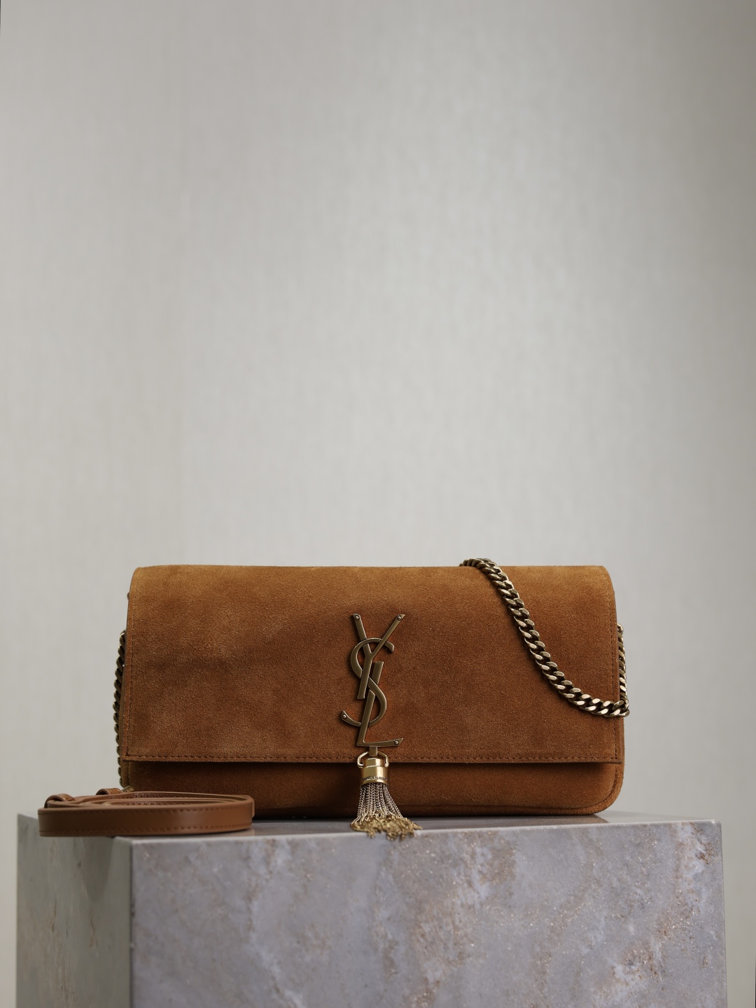 Bagsaaa Y51 Kate Medium Bag in brown suede - 26cm
