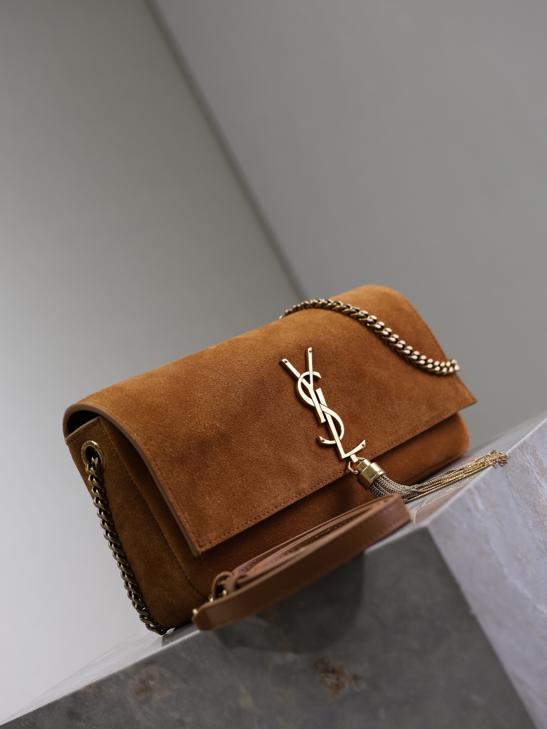Bagsaaa Y51 Kate Medium Bag in brown suede - 26cm
