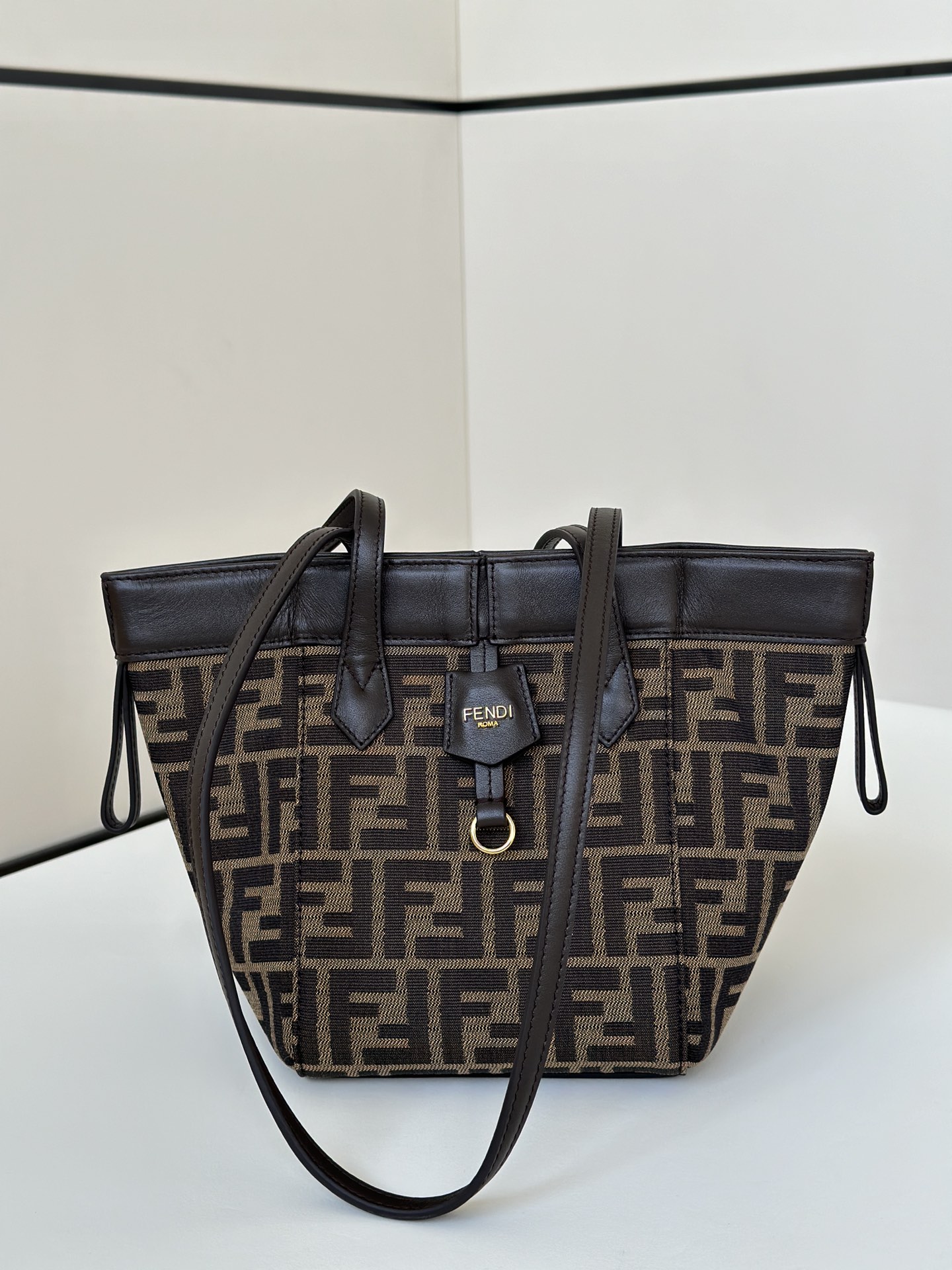Bagsaaa F**di Origami Mini Brown FF jacquard fabric mini bag that can be transformed - 19cm