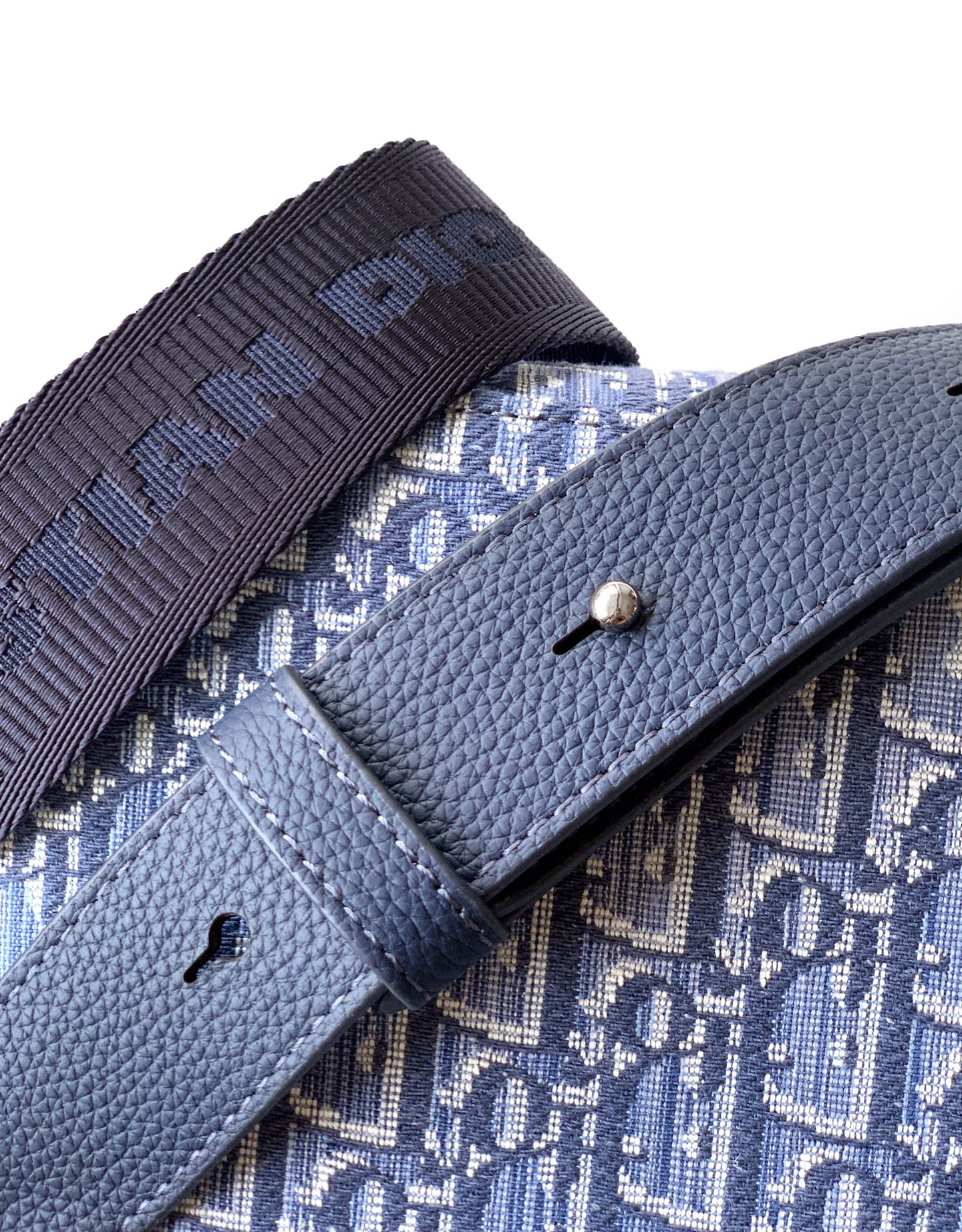 Bagsaaa D10r Small Saddle Messenger Bag with Flap Blue D10r Oblique Jacquard and Blue Grained Calfskin - 23cm