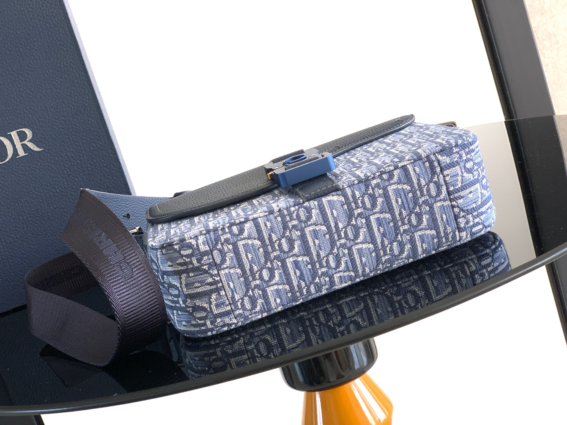 Bagsaaa D10r Small Saddle Messenger Bag with Flap Blue D10r Oblique Jacquard and Blue Grained Calfskin - 23cm
