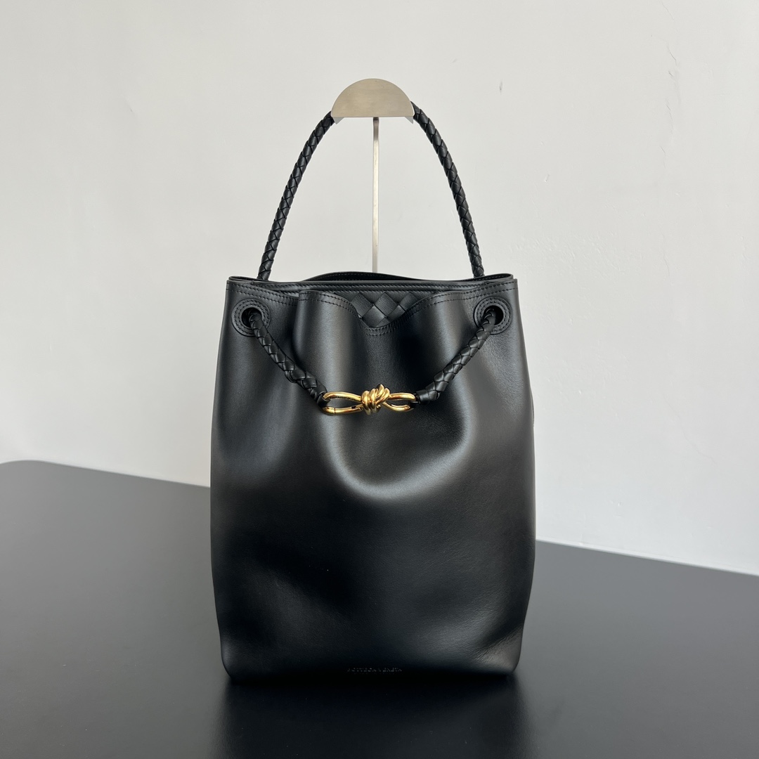 Bagsaaa B0tt*ga Ven*ta Andiamo Bucket 844169 black - 34cm