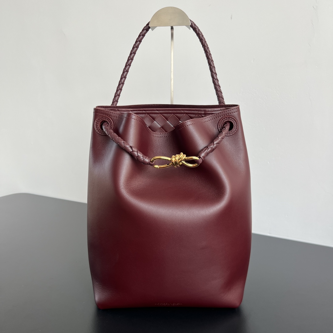 Bagsaaa B0tt*ga Ven*ta Andiamo Bucket 844169 red - 34cm