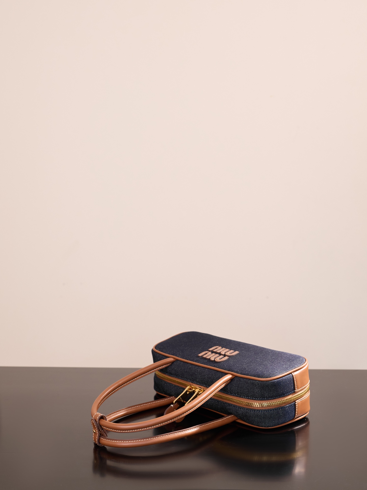 Bagsaaa Miu Miu Beau denim bag 5BB173 - 28cm