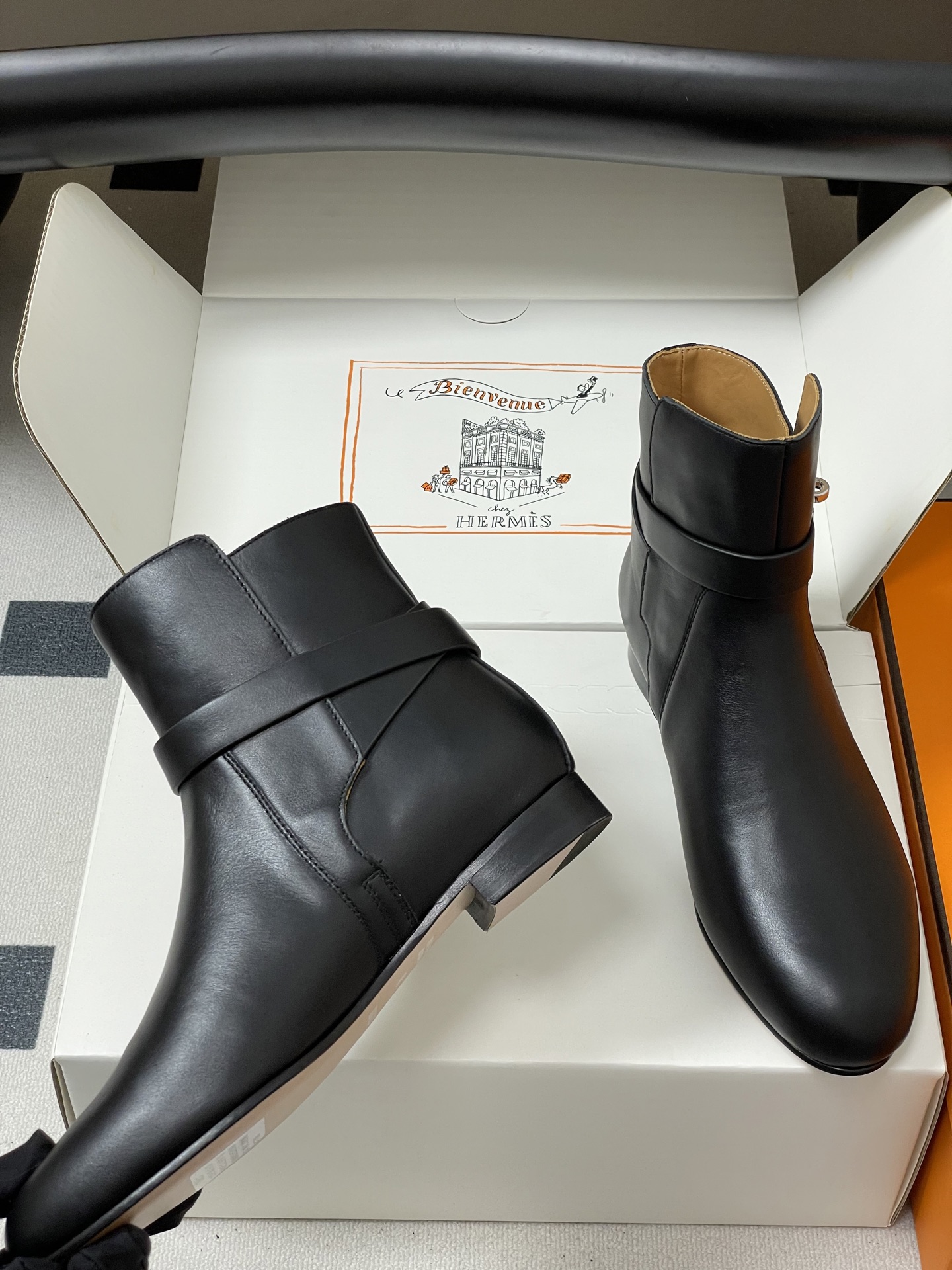 Bagsaaa H**me5 Neo ankle boot black