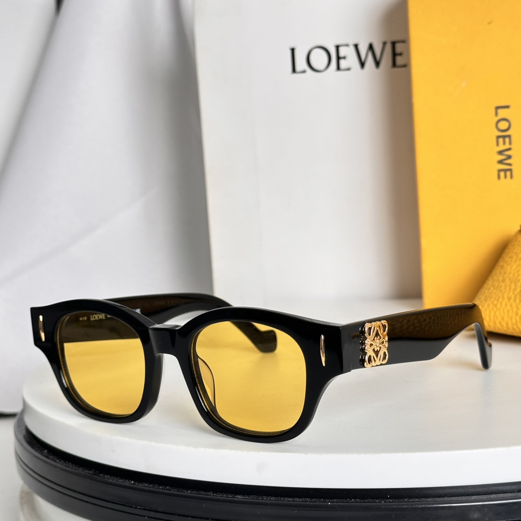 Bagsaaa L0ew* Anagram square-frame sunglasses