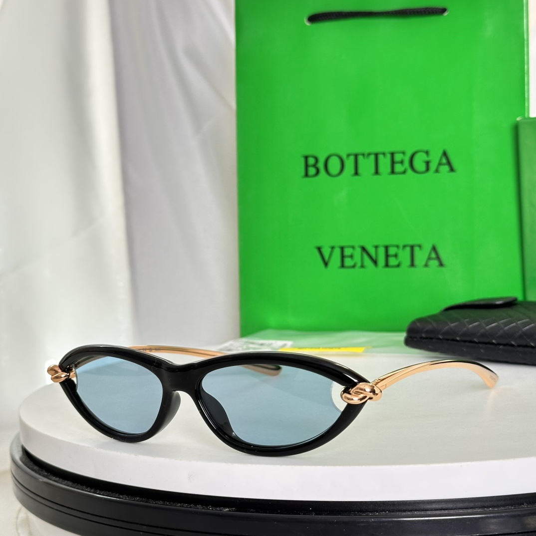 Bagsaaa B0tt*ga Ven*ta Glasses 01