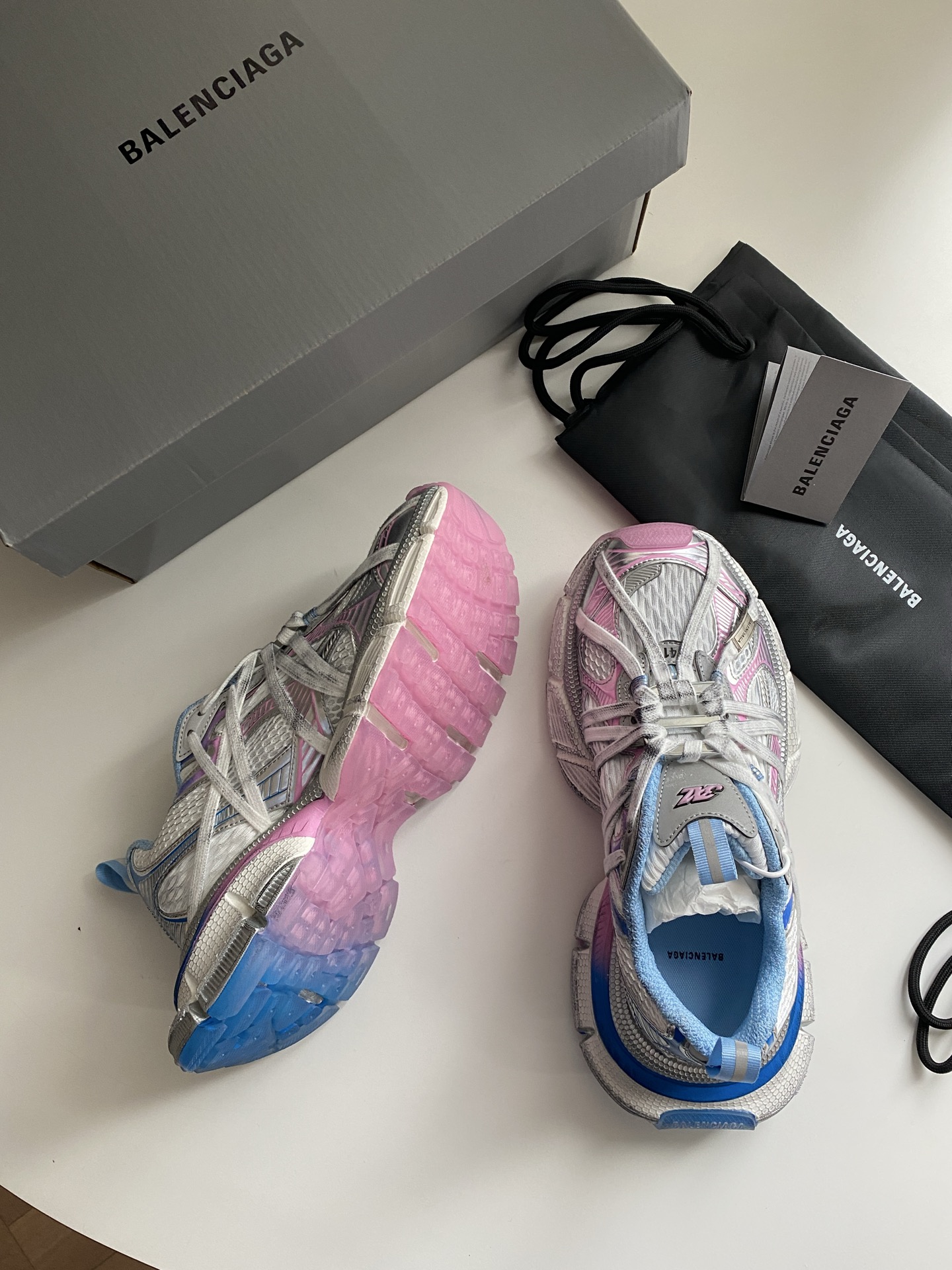 Bagsaaa Ba1en*iaga 3XL Extreme Laces B sneaker in multicolor