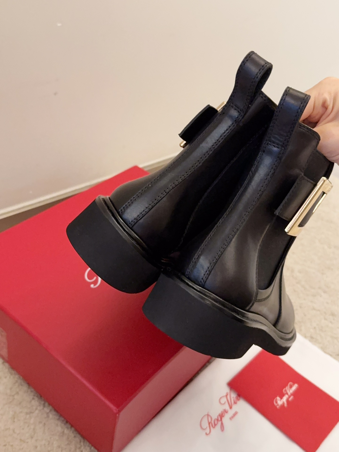 Bagsaaa Roger Vivier Viv
