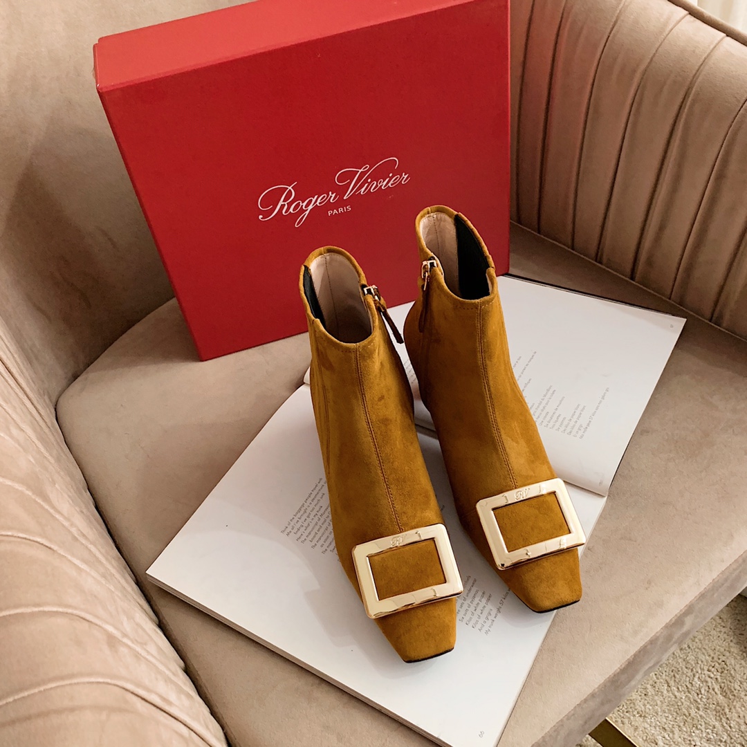 Bagsaaa Roger Vivier Belle Vivier buckled suede Chelsea boots