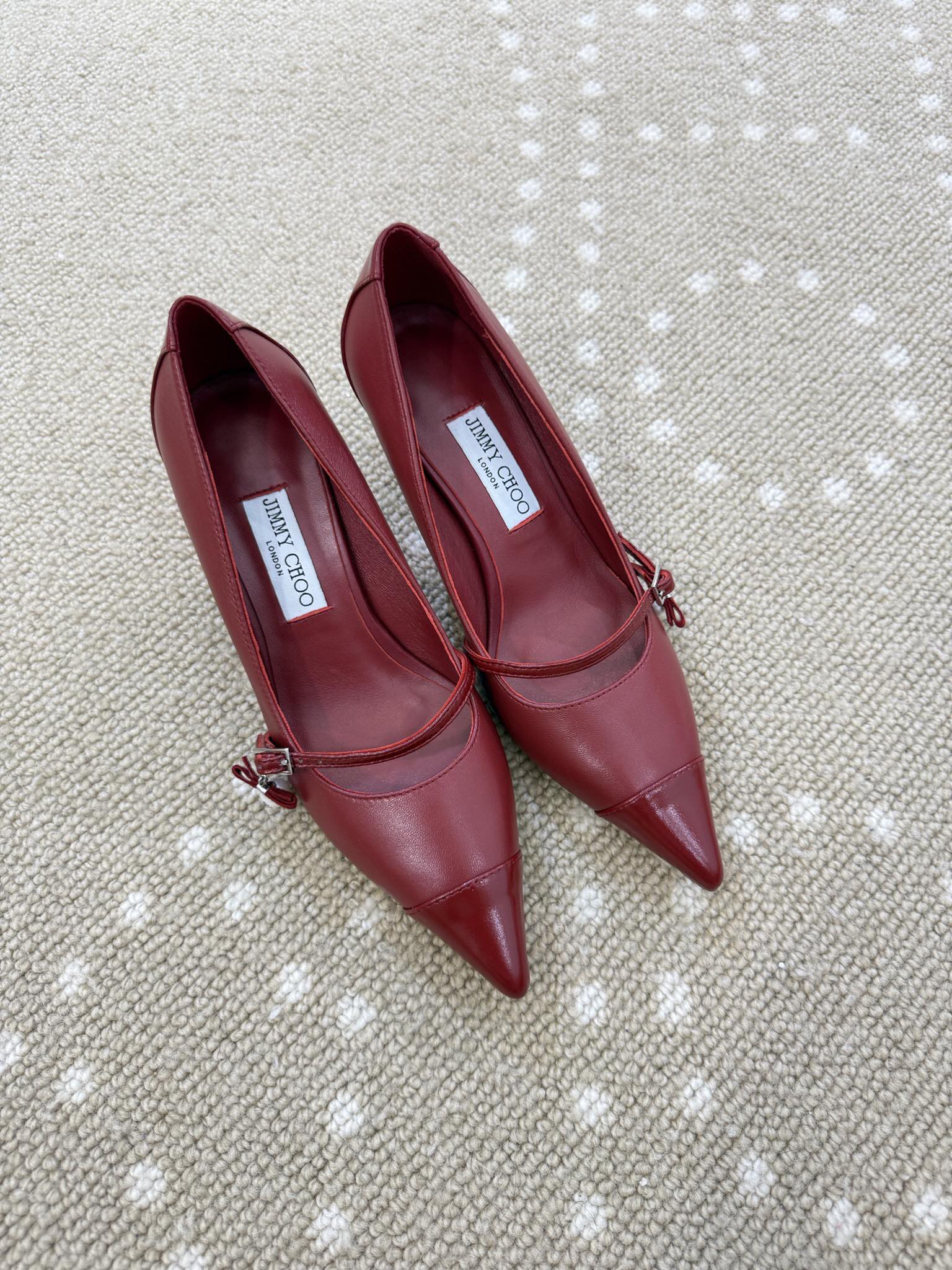 Bagsaaa J1m*y Ch00 pumps in red