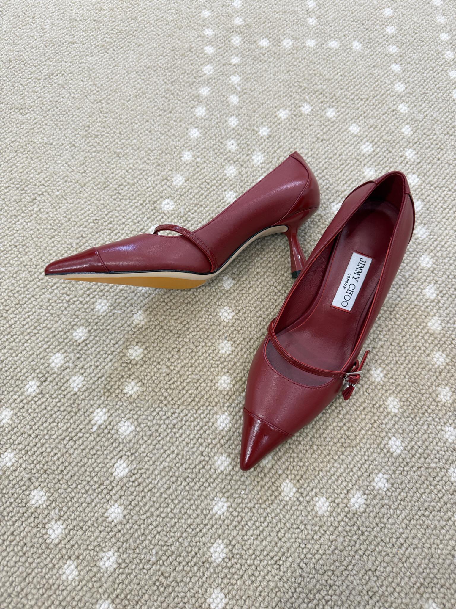 Bagsaaa J1m*y Ch00 pumps in red