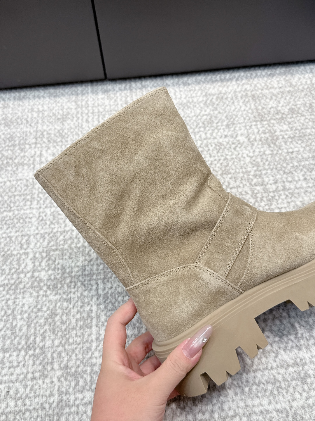 Bagsaaa Pra*a Monolith boots in beige suede
