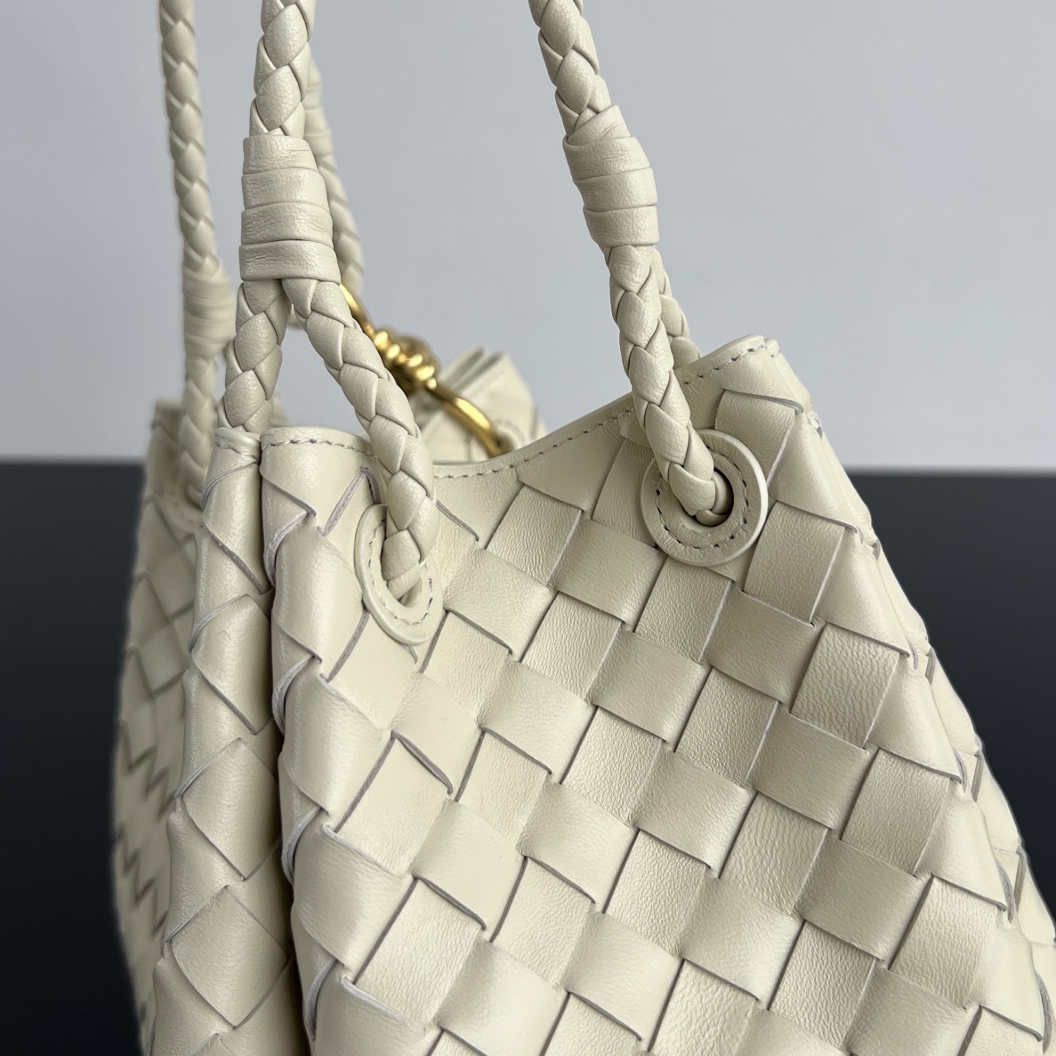 Bagsaaa B0tt*ga Ven*ta Parachute 835921 sea salt - 30cm