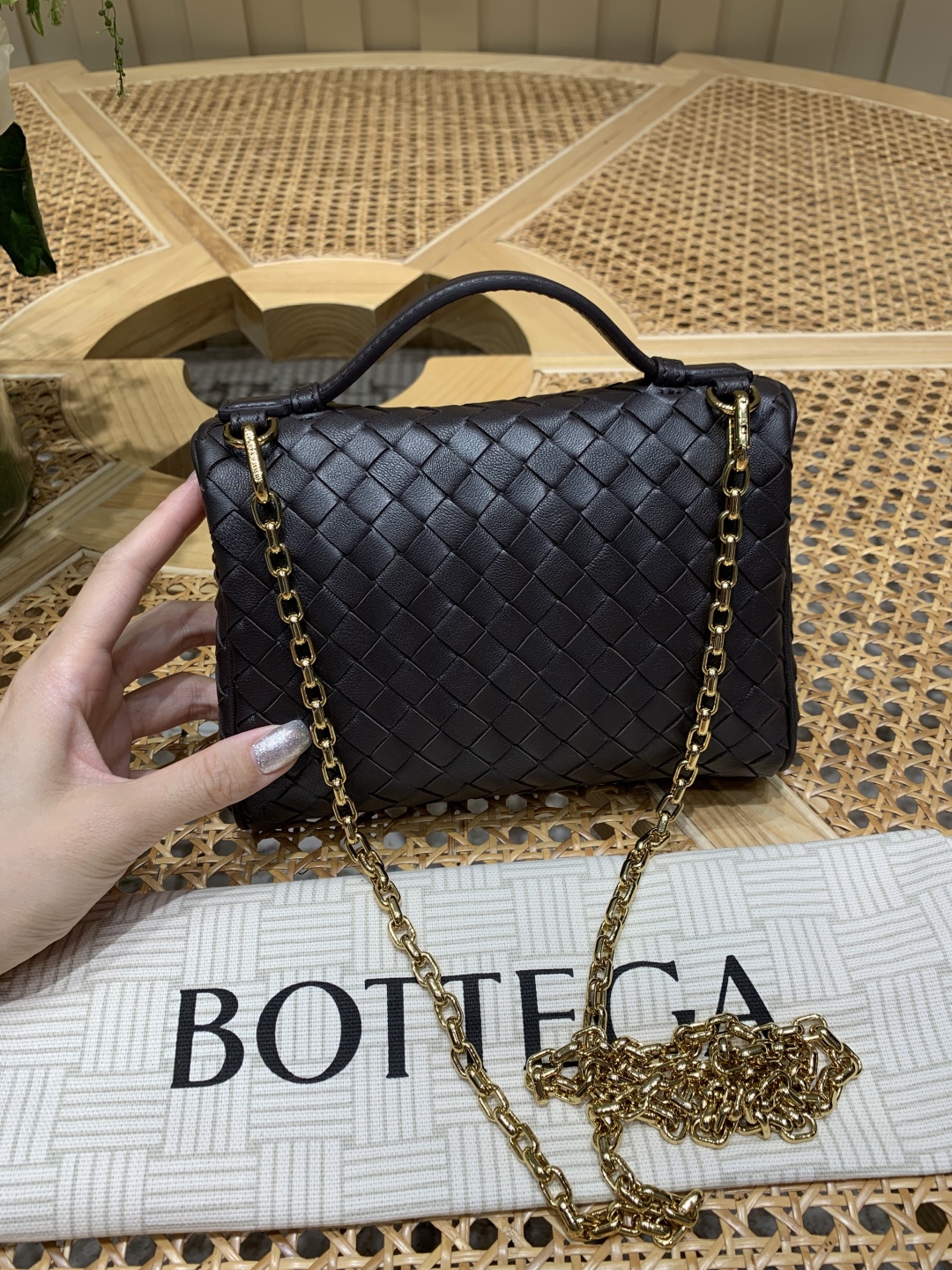 Bagsaaa B0tt*ga Ven*ta Small Soft Vanity 843800 black - 19 cm