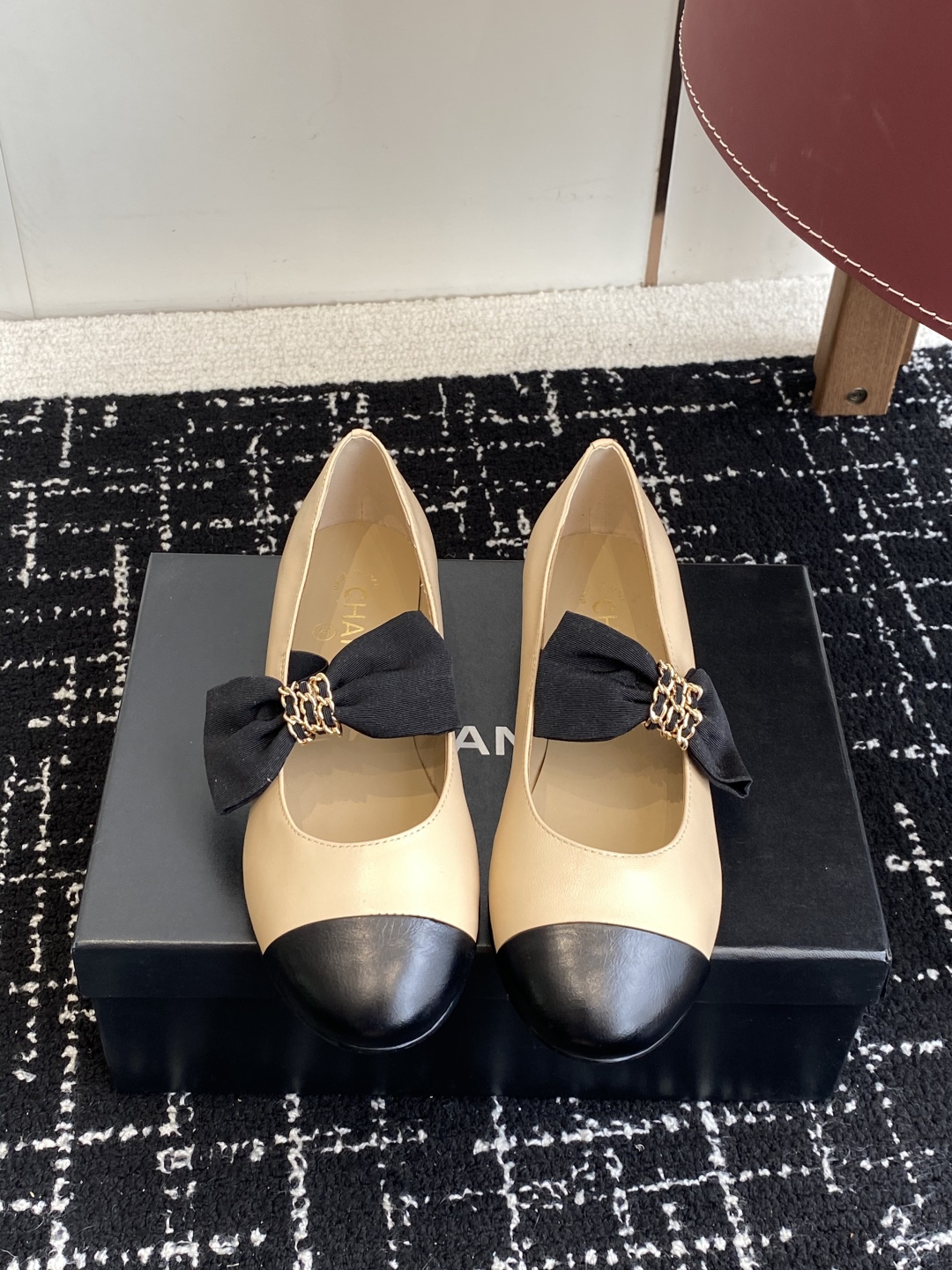 Bagsaaa Ch**el Mary Janes G46811 beige