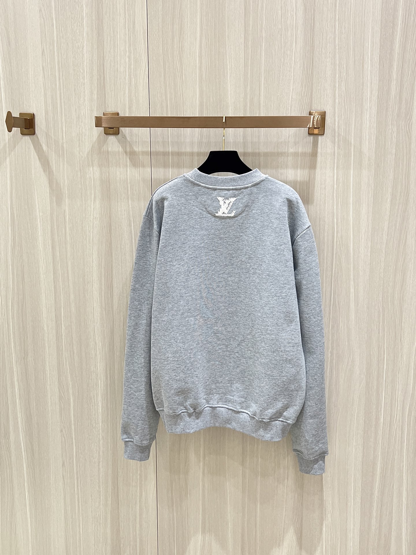 Bagsaaa L0vis Vvtt0n Embroidered Signature Sweatshirt gray
