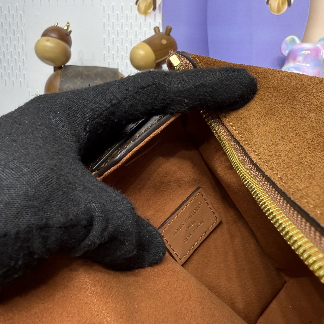 Bagsaaa LV M15072 Side Trunk MM Brown - 23cm