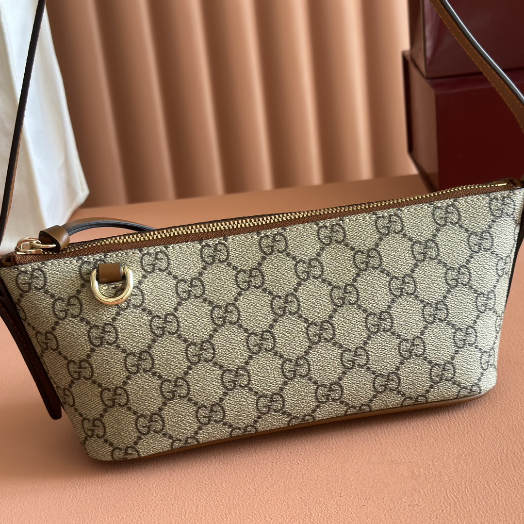 Bagsaaa Gvc*1 GG Emblem small shoulder bag 847281 beige & brown - 27cm