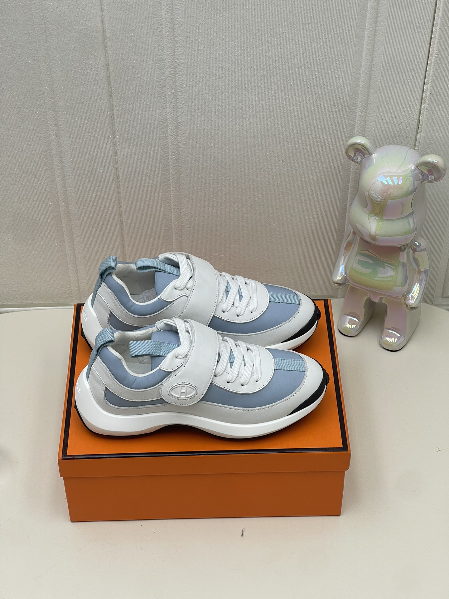 Bagsaaa H**me5 Loop sneaker blue / blanc