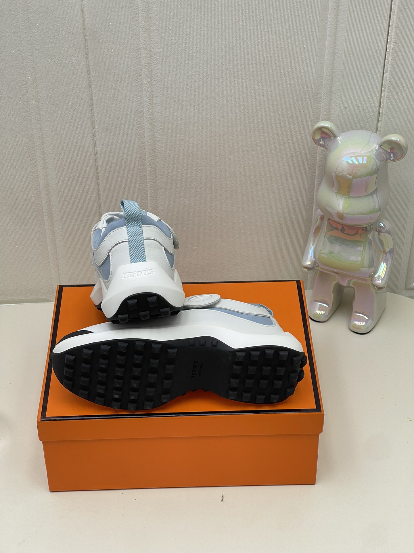 Bagsaaa H**me5 Loop sneaker blue / blanc