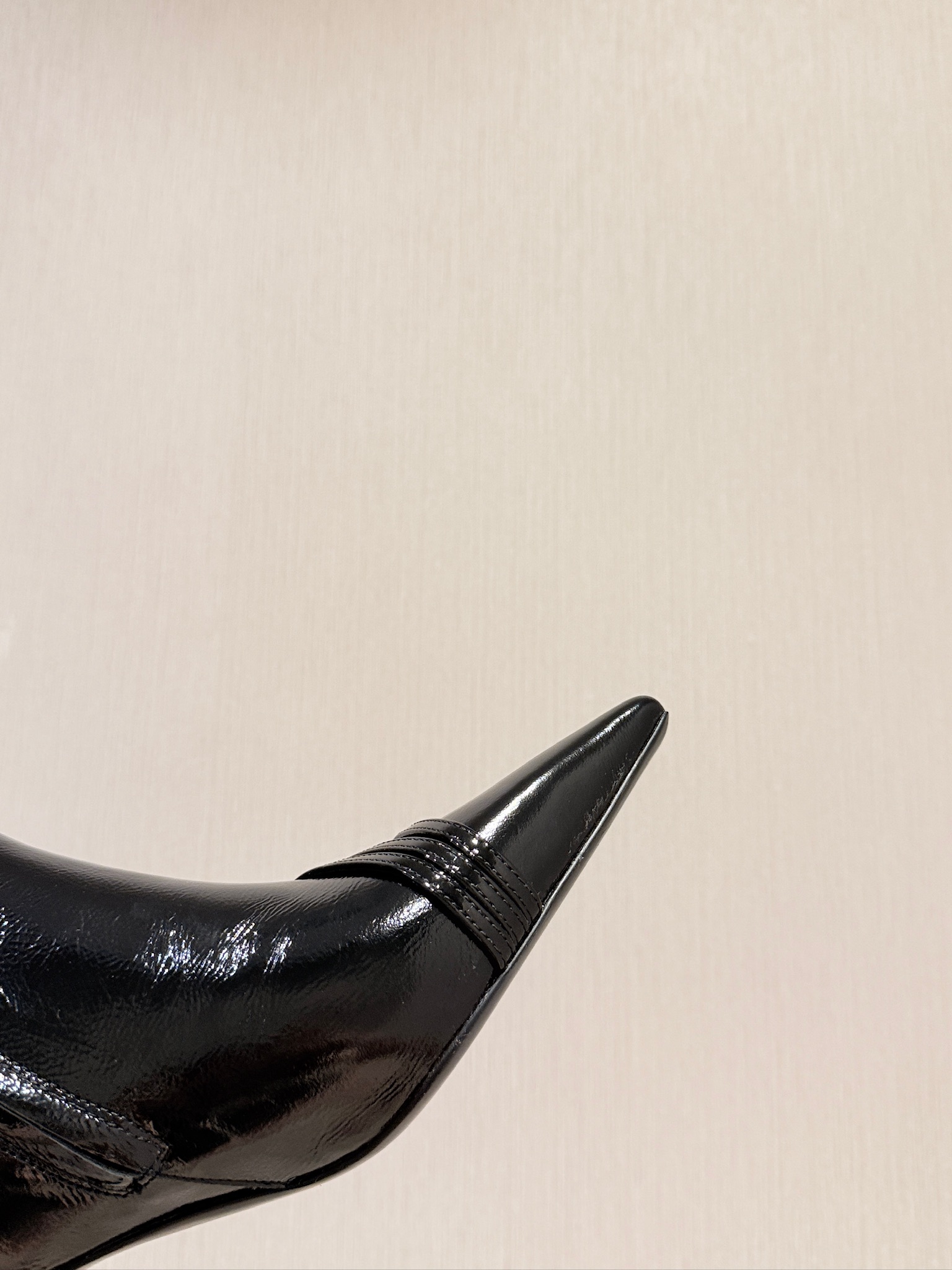 Bagsaaa Miu Miu Nappa leather boots with buckle black