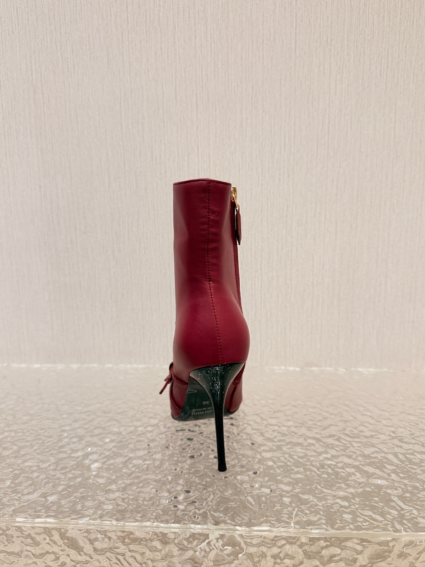 Bagsaaa Miu Miu Nappa leather boots with buckle red