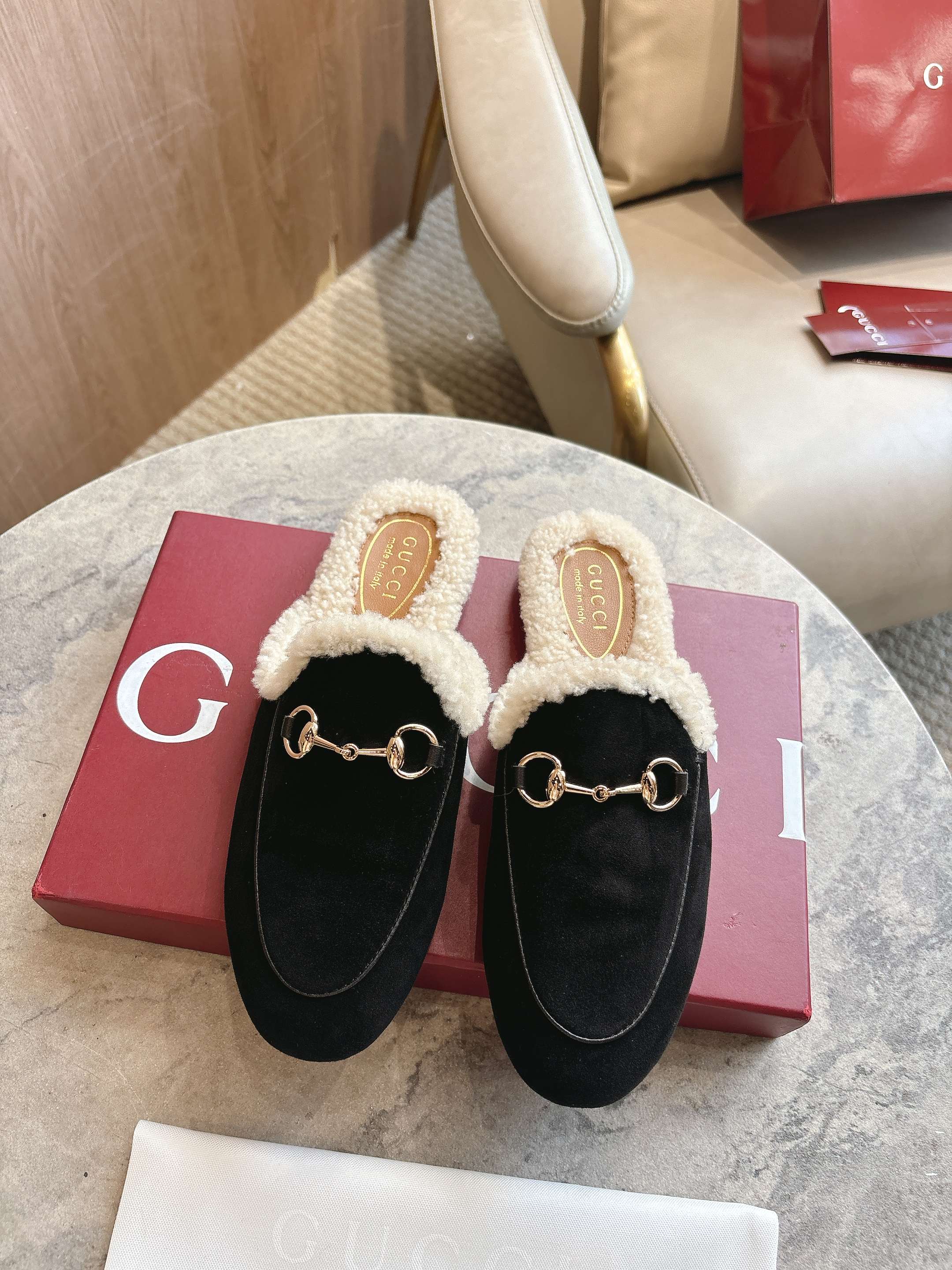 Bagsaaa Gvc*1 Women's Princetown slipper black suede