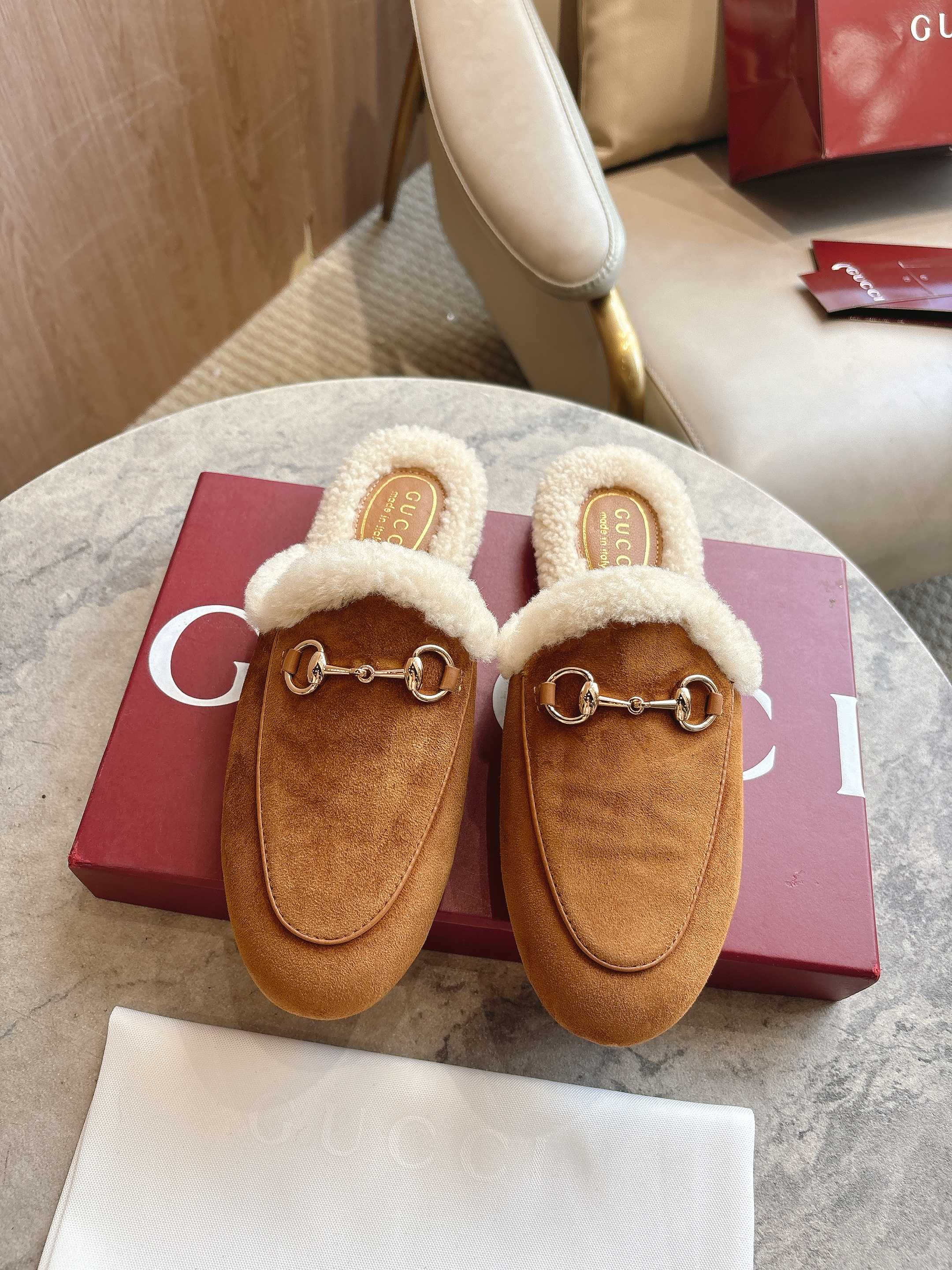 Bagsaaa Gvc*1 Women's Princetown slipper brown suede
