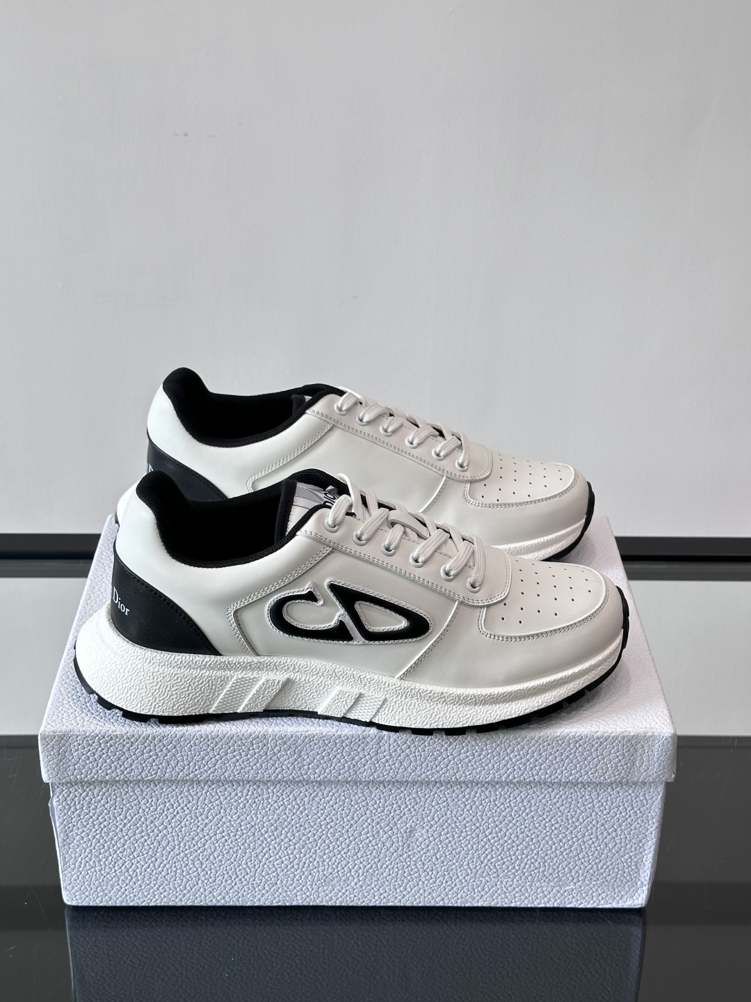 Bagsaaa D10r Run'n'D10r sneaker in white and black technical mesh