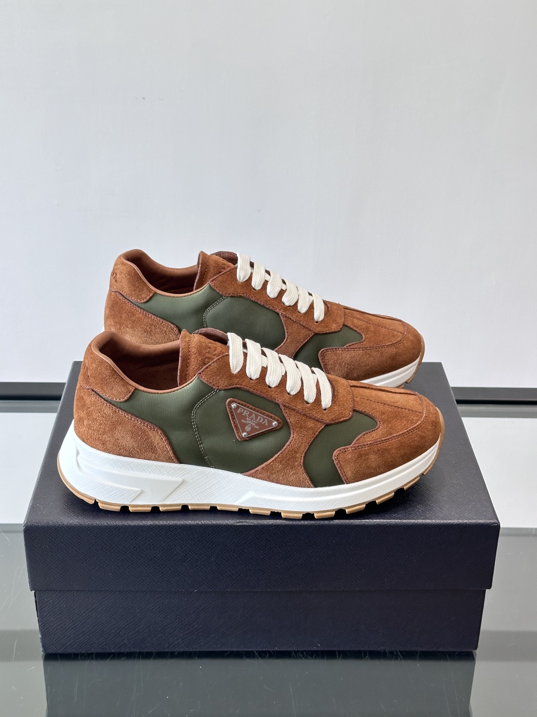 Bagsaaa Pra*a Prax suede and Re-Nylon sneakers Cocoa Brown/Green