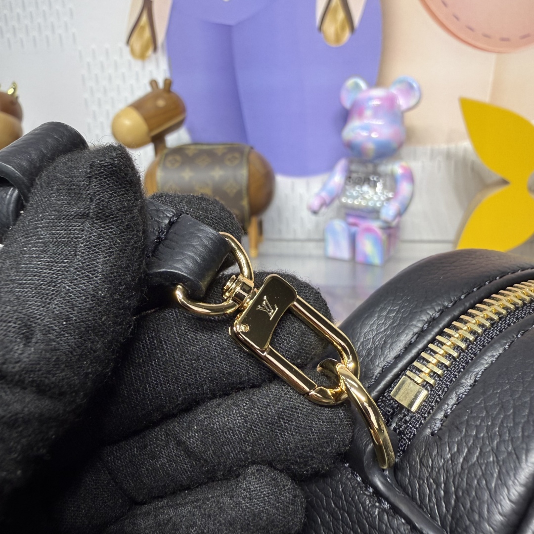 Bagsaaa LV M25518 Tiny Camera Bag Black - 19cm