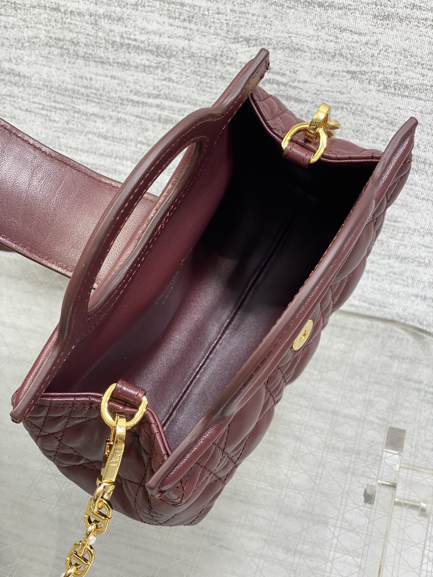 Bagsaaa D10r Jolie Top Handle Mini Bag Plum Cannage Lambskin - 18.5cm