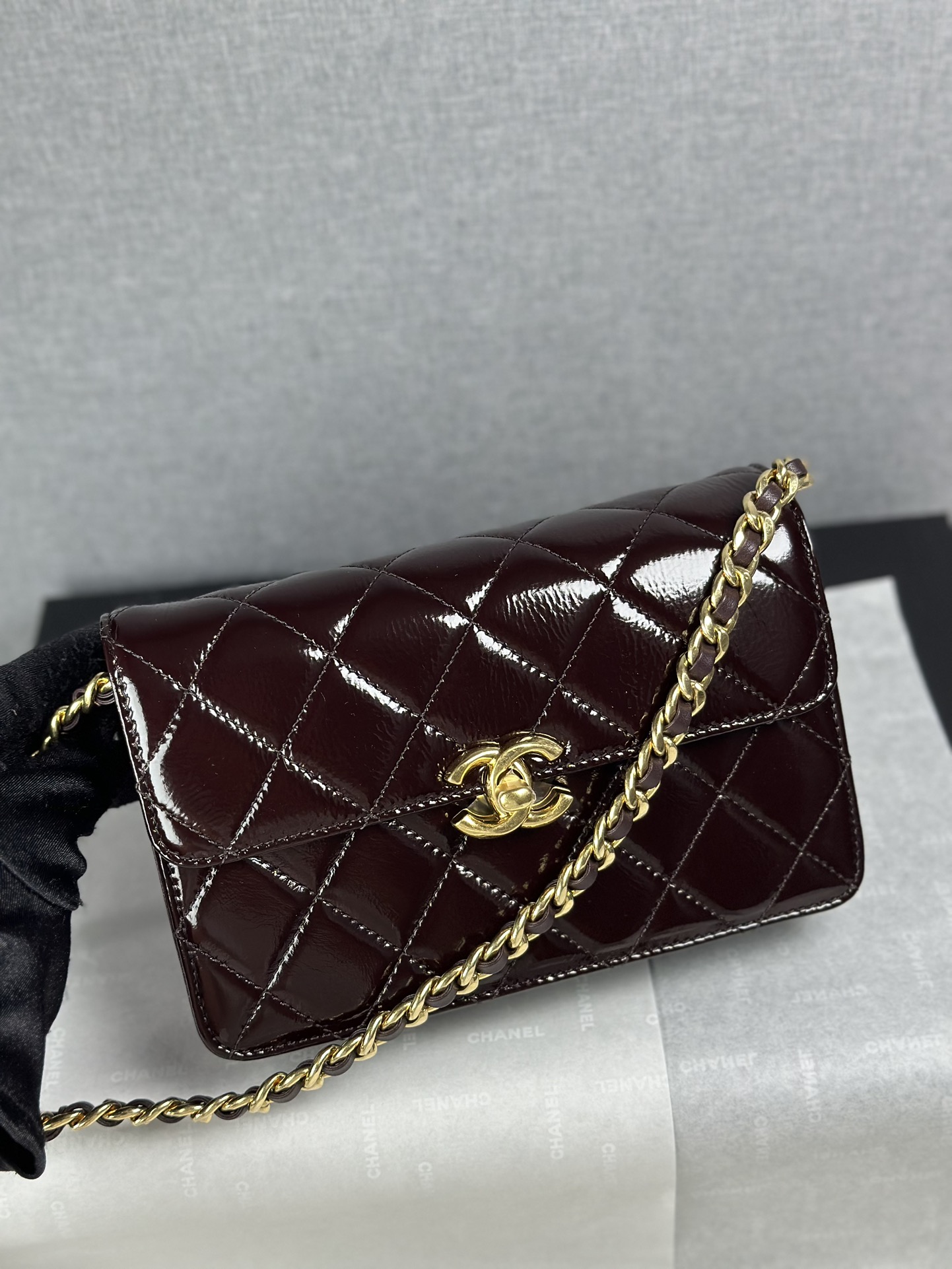Bagsaaa Ch**el Mini Flap Bag AS5618 Dark Brown Patent - 19.5cm