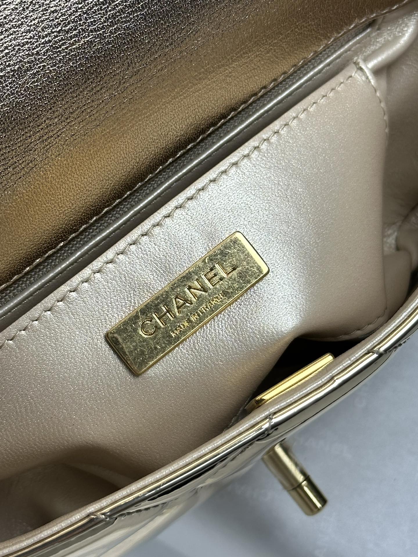 Bagsaaa Ch**el Mini Flap Bag with Top Handle AS5805 Gold - 18.5cm