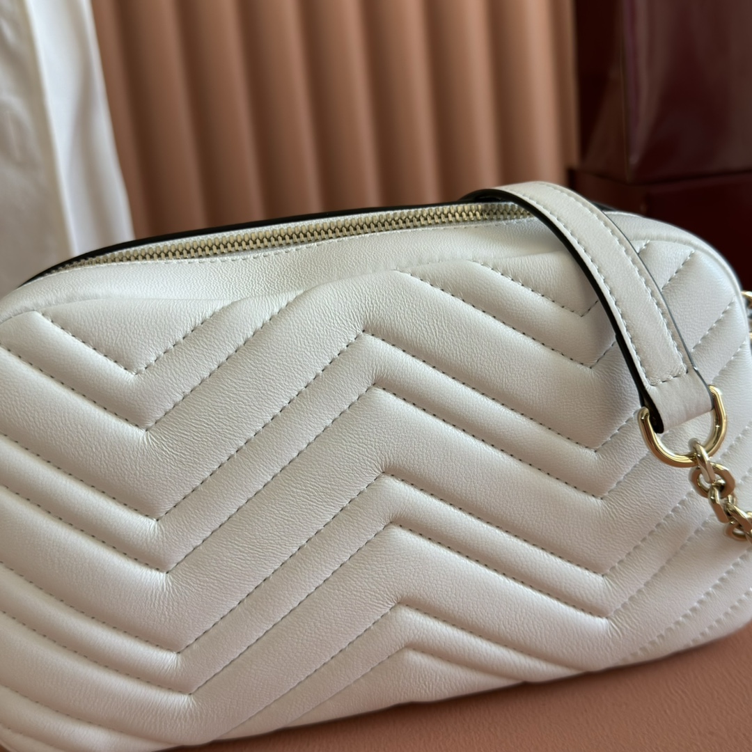 Bagsaaa Gvc*1 GG Marmont small camera bag 855273 white - 24cm