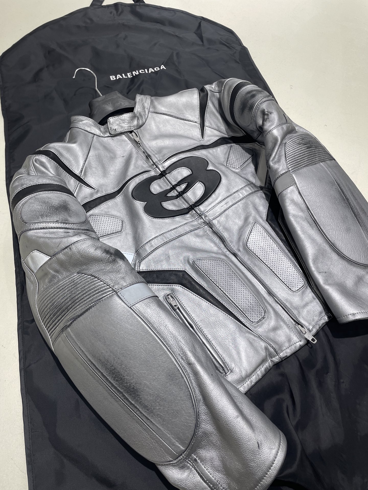 Bagsaaa Ba1en*iaga Unity Sports Icon Racer Jacket in silver