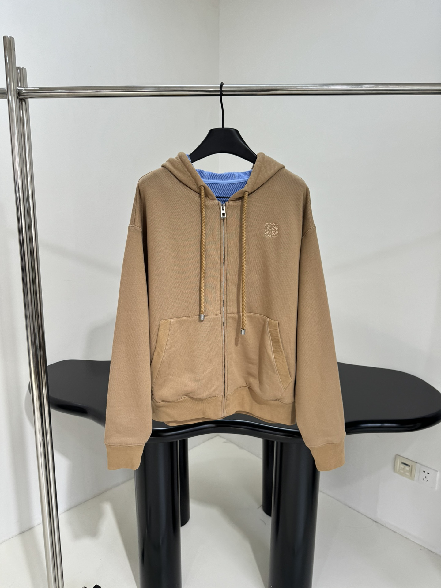 Bagsaaa L0ew* zip-up hoodie in a beige and blue color scheme