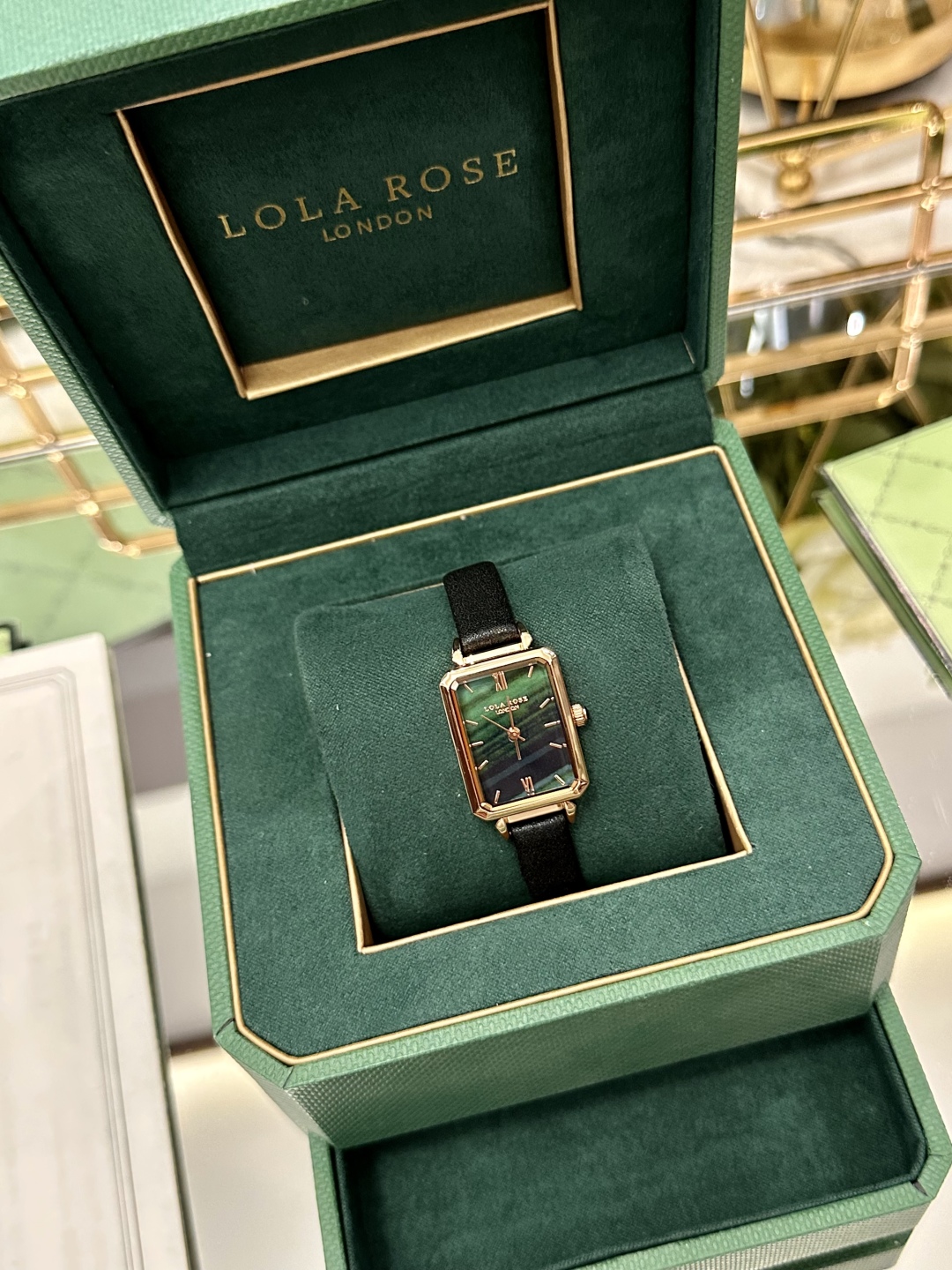 Bagsaaa Lola Rose Dainty women's watch black