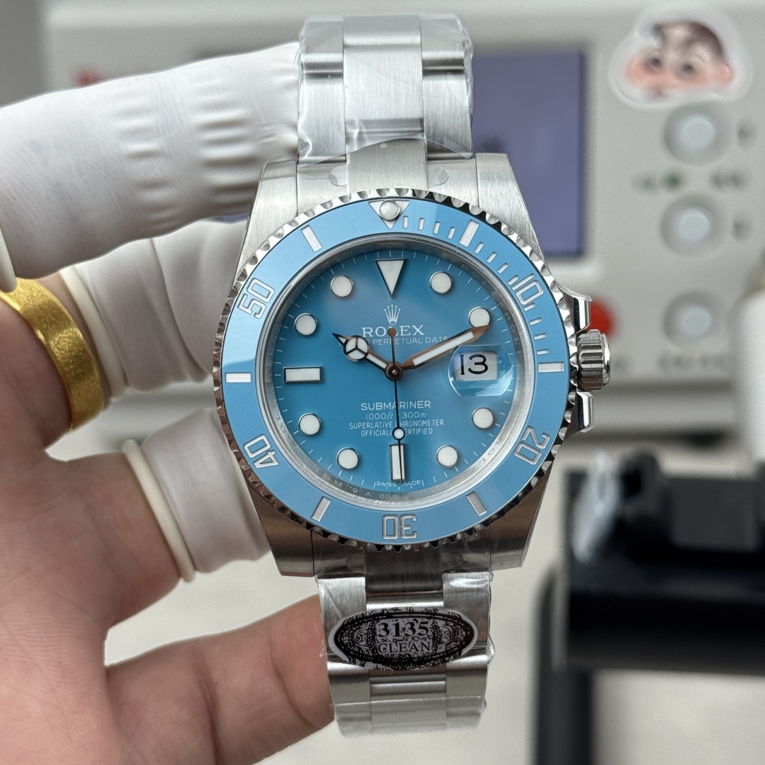 Bagsaaa R01ex Submariner Date watch with a light blue dial and bezel - 40mm