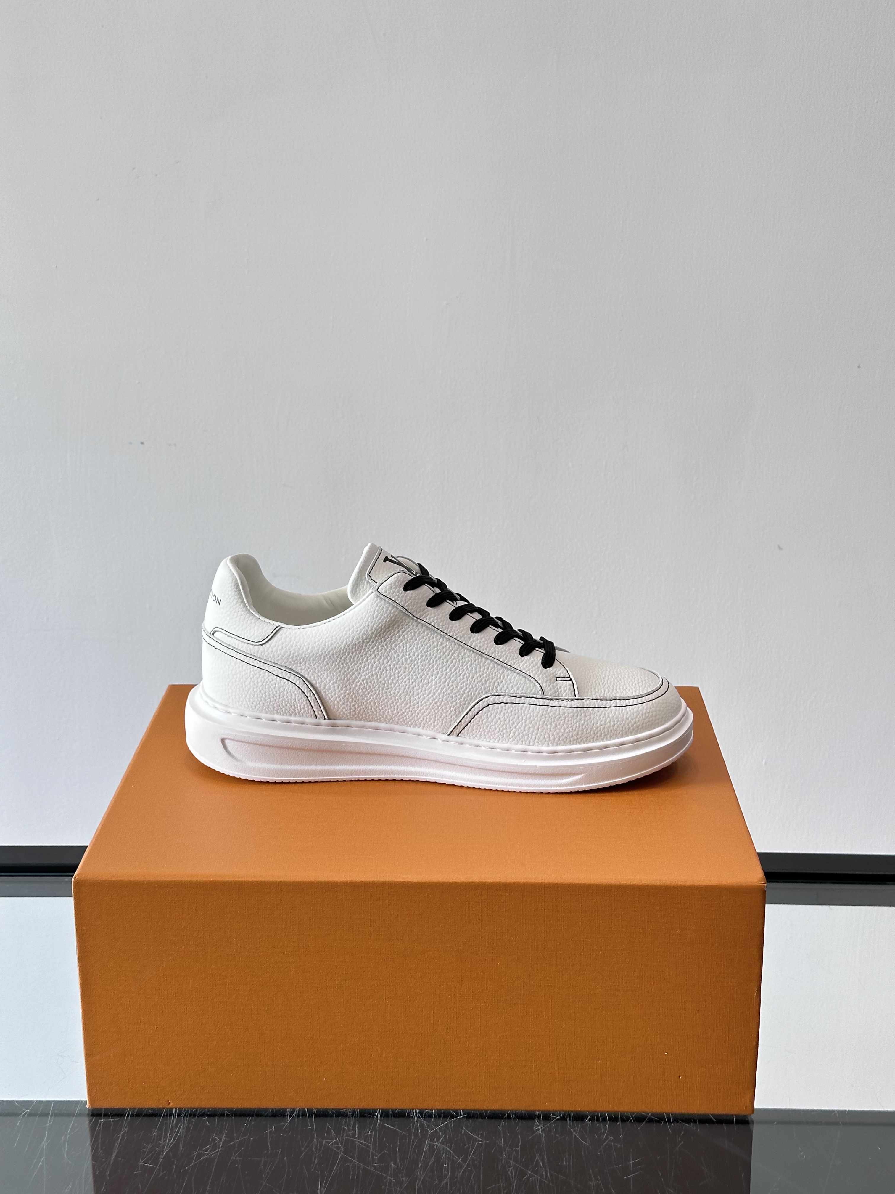 Bagsaaa LV Beverly Hills Sneaker White