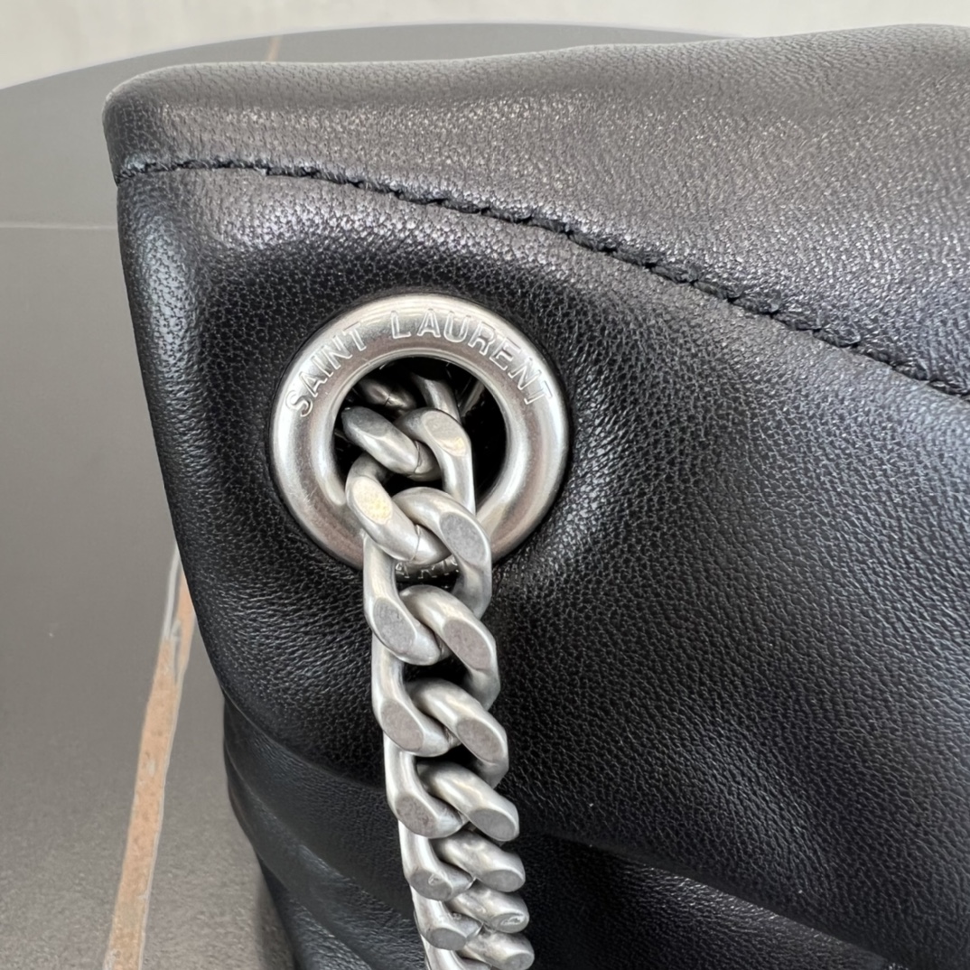 Bagsaaa Y51 Puffer Small in Nappa leather 577476 black & silver - 29cm