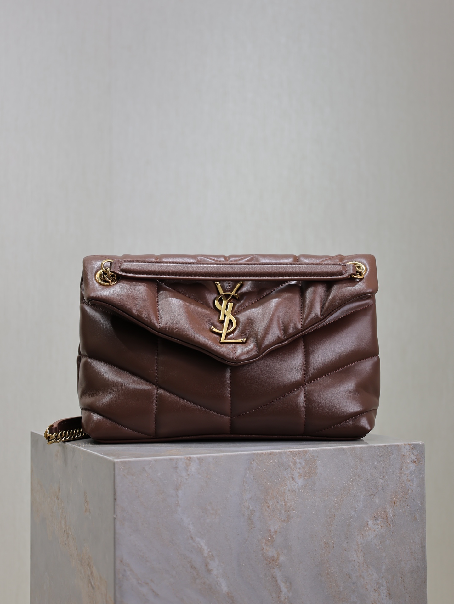 Bagsaaa Y51 Puffer Small in Nappa leather 577476 dark brown - 29cm
