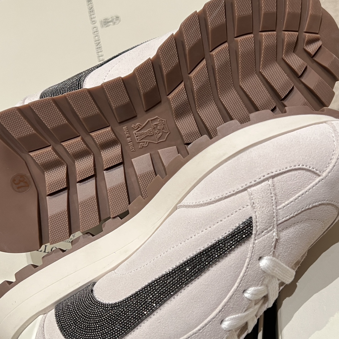 Bagsaaa Brunello Cucinelli suede shearling-trim sneakers beige