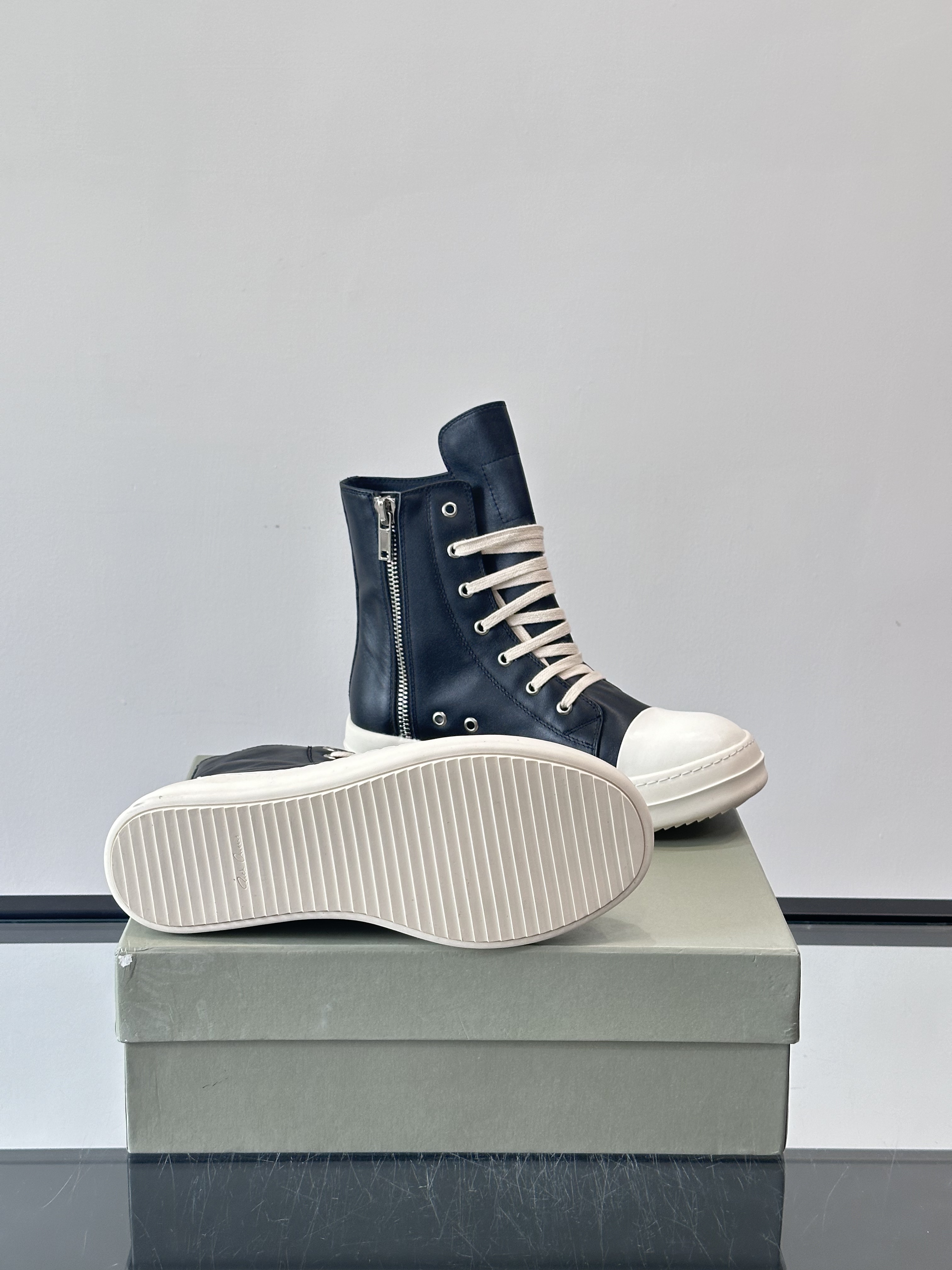 Bagsaaa Rick Owens Mainline High-Top Ramones sneakers in black leather