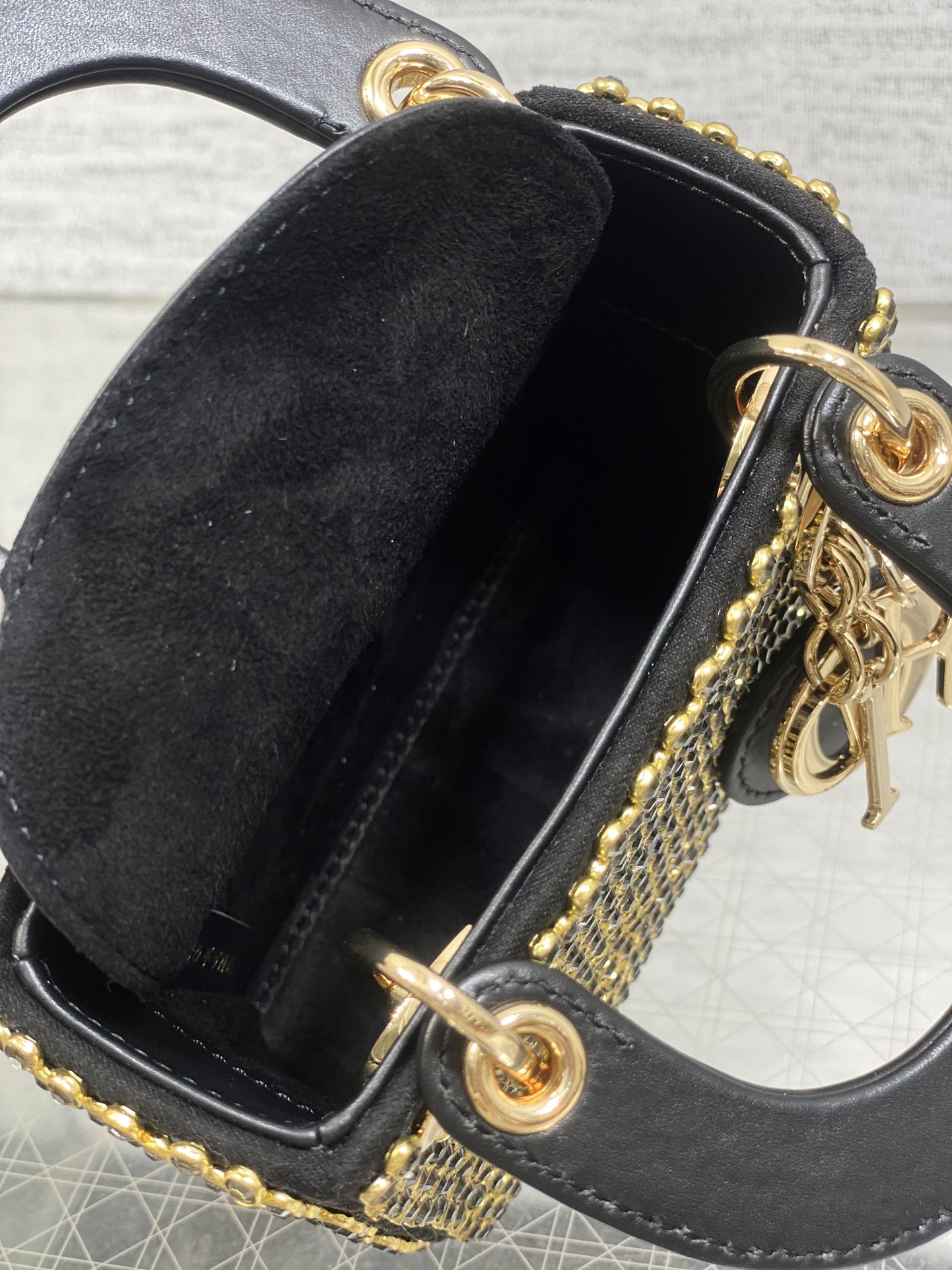 Bagsaaa D10r Micro Lady D10r bag in black satin with micro mirrors - 12cm