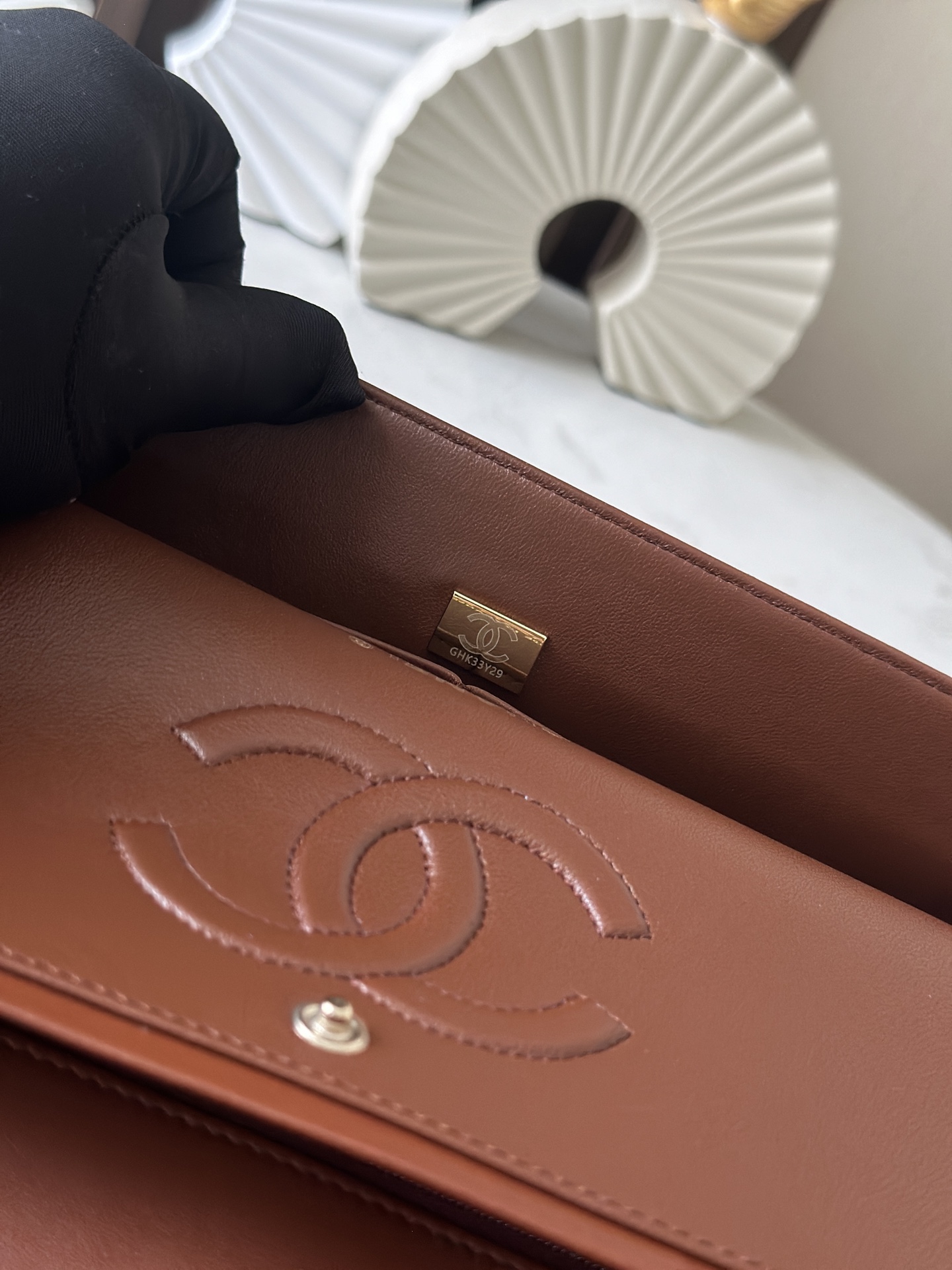 Bagsaaa Ch**el Classic Double Flap Bag in brown quilted leather & gold - 25m