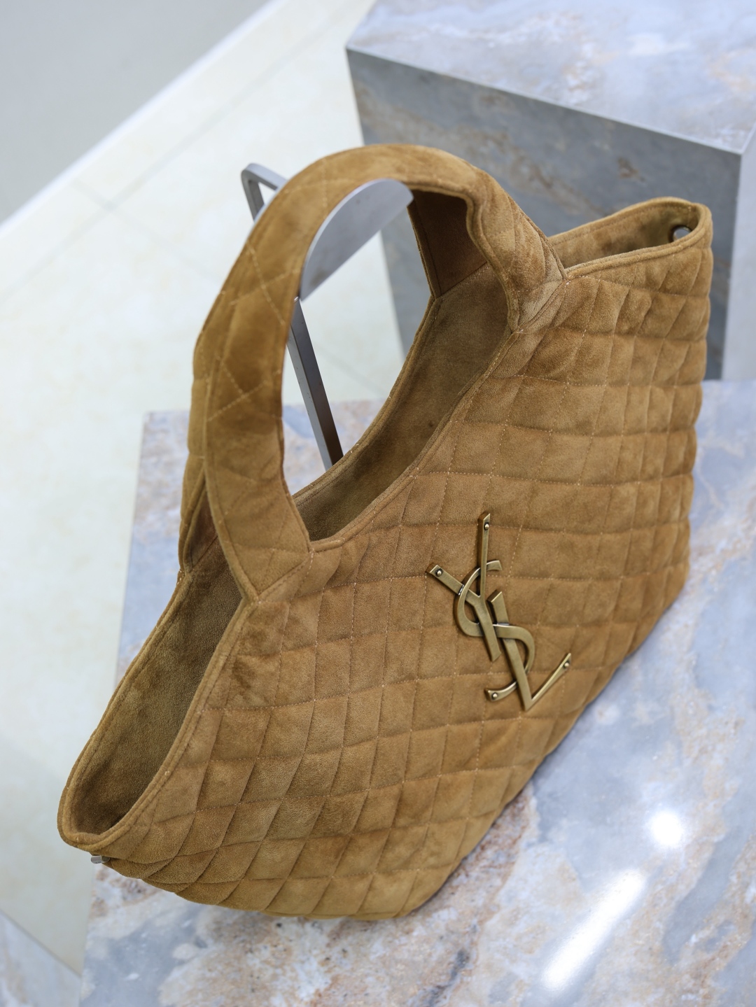 Bagsaaa Y51 ICARE Medium in quilted suede 858191 caramel cognac - 46cm