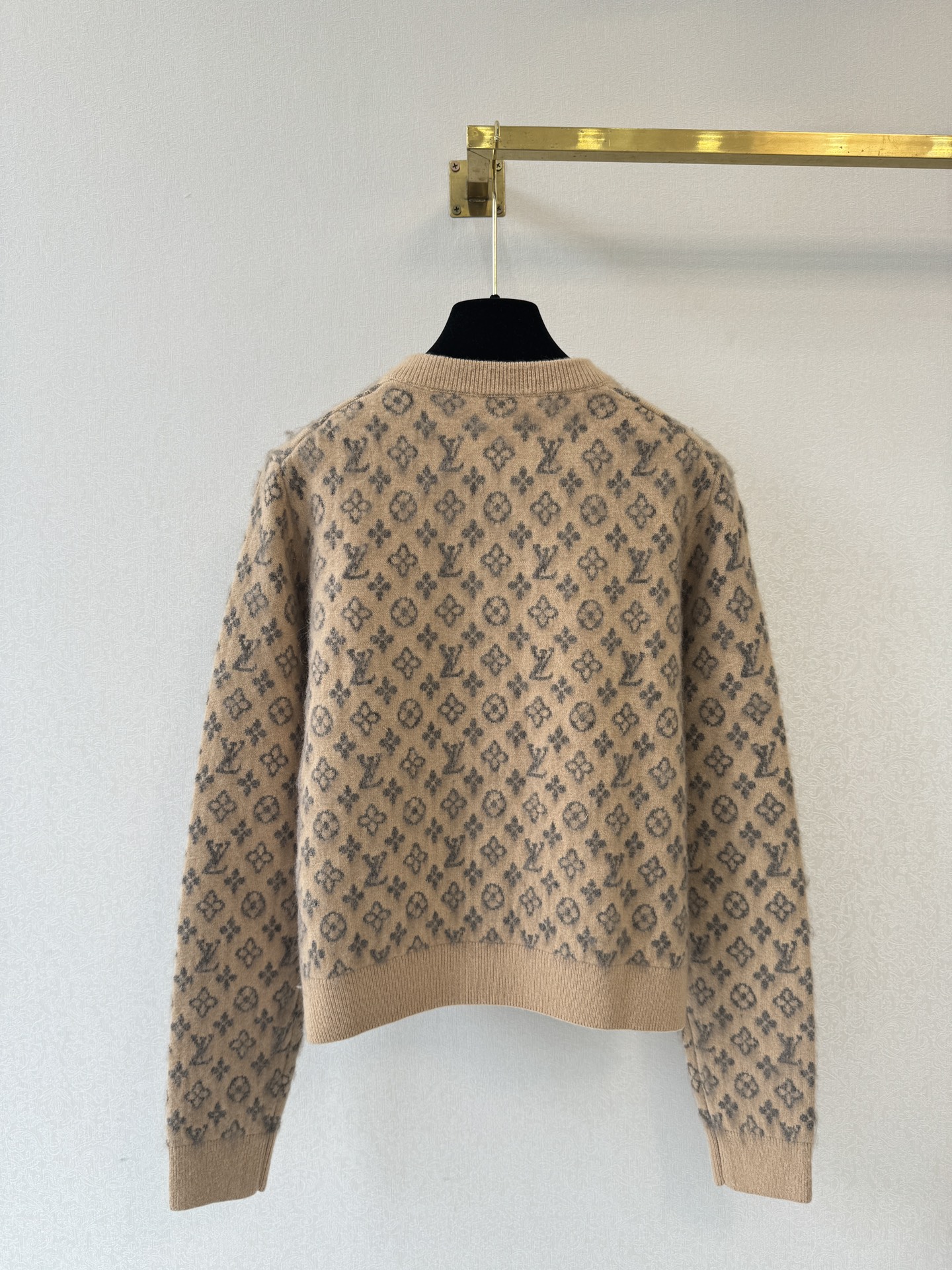 Bagsaa L0vis Vvtt0n Brushed Monogram Cardigan beige
